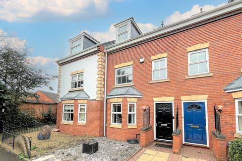7 Charter Approach, Warwick, CV34 6AE