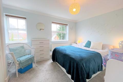 7 Charter Approach, Warwick, CV34 6AE