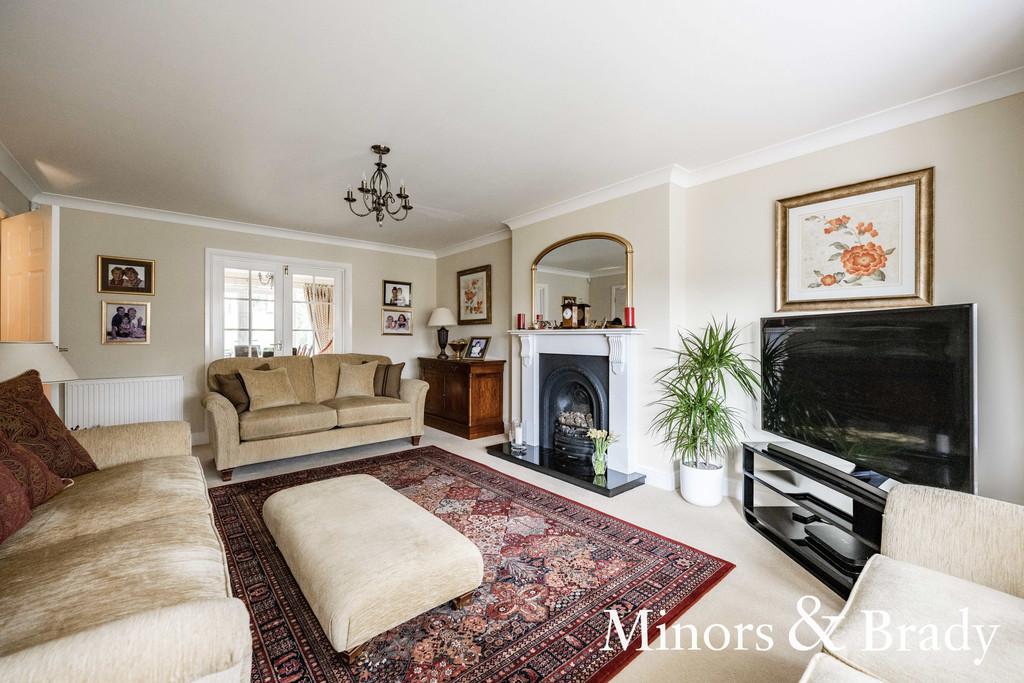 Thunder Lane, Thorpe St. Andrew 4 bed detached house £875,000