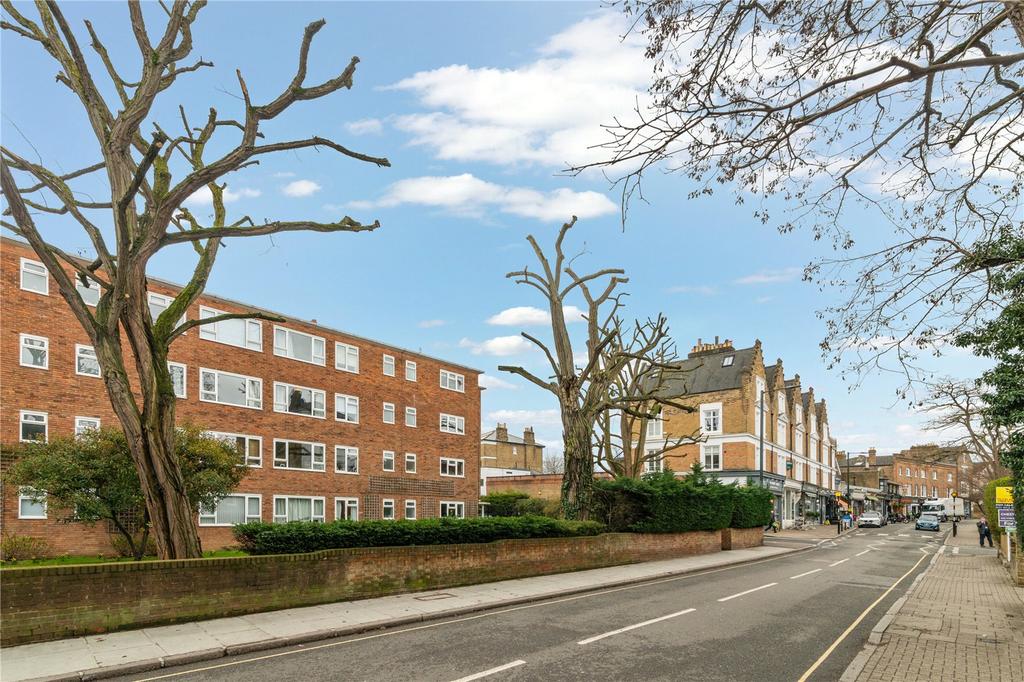 Heathshott, Friars Stile Road, Richmond, Surrey 3 bed flat for sale £