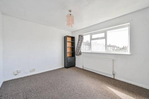 11 Tonstall Road, Mitcham, CR4 2LR