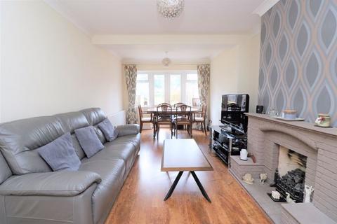 3 bedroom semi-detached house for sale, Daisybank Crescent, Walsall