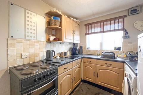 24 Apple Walk, Cannock, WS11 7WQ