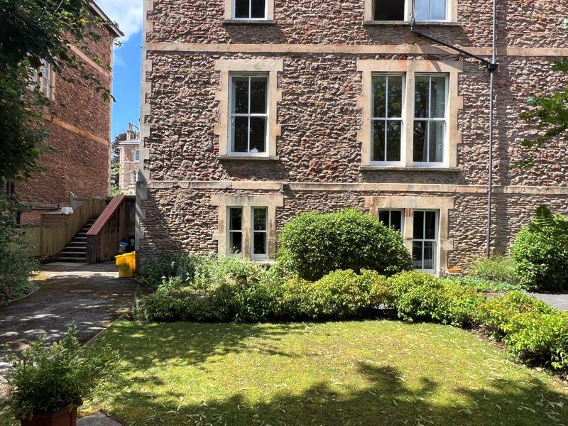 Apsley RoadClifton 1 bed retirement property for sale £120,000