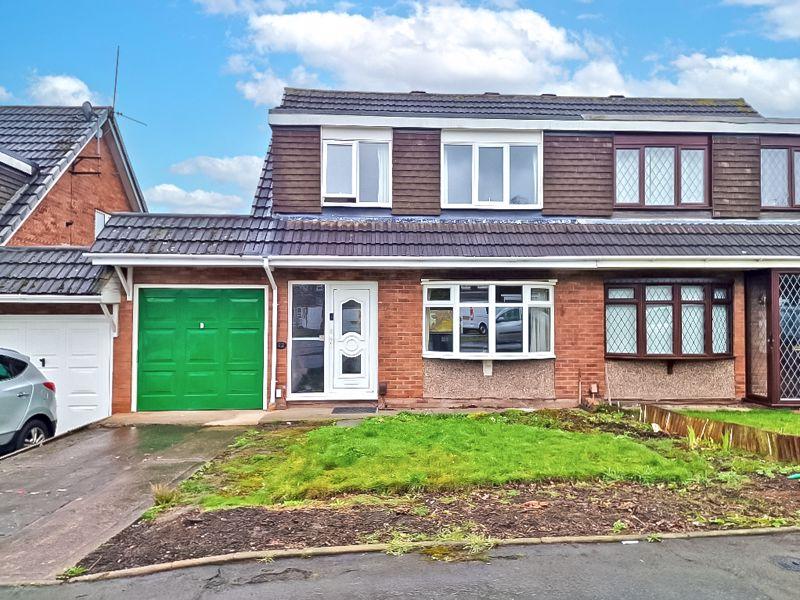 Kewstoke Road, Willenhall 3 bed semidetached house £230,000