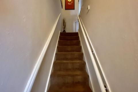 102 Marsh Lane, West Bromwich, B71 2DL