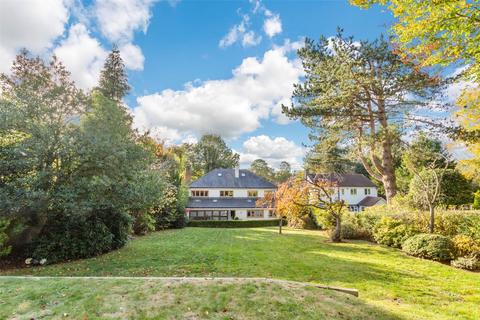 Rustlings Spring Close, Boughton, Northampton, NN2 8SJ