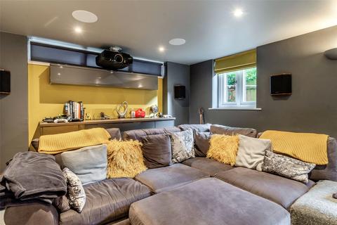Rustlings Spring Close, Boughton, Northampton, NN2 8SJ