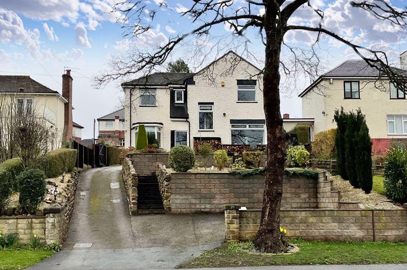 Stone Road, Trentham 3 bed detached house £350,000