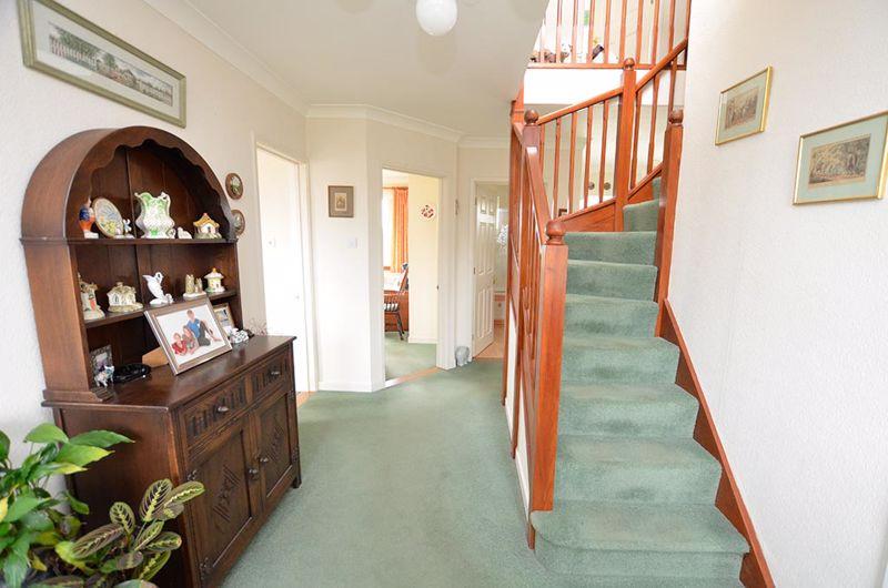 MANOR BEND GALMPTON BRIXHAM 4 bed detached bungalow for sale £695,000