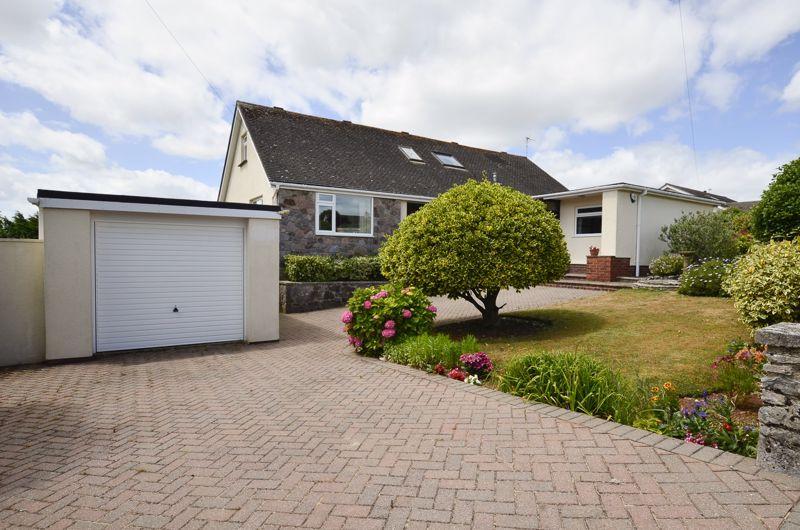 MANOR BEND GALMPTON BRIXHAM 4 bed detached bungalow for sale £650,000