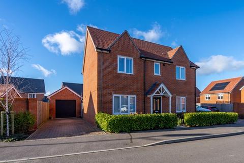 4 bedroom detached house for sale, Lock's Farm Lane, Chichester