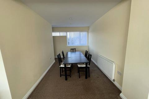 3 bedroom apartment to rent, Broadway, Darras Hall, Ponteland, Newcastle Upon Tyne, NE20