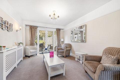 3 London Road, Halstead, Sevenoaks, TN14 7DS