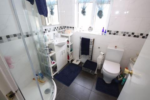 5 bedroom end of terrace house for sale - Old Ruislip Road, Northolt