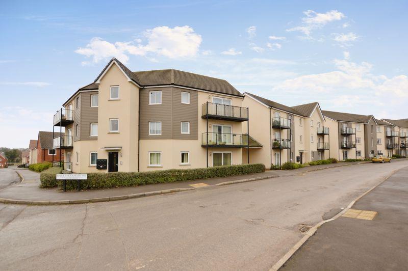 Rhodes Moorhouse Way, Salisbury 1 bed flat £785 pcm (£181 pw)