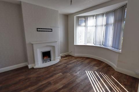 3 bedroom semi-detached house to rent - West View Grove, Manchester