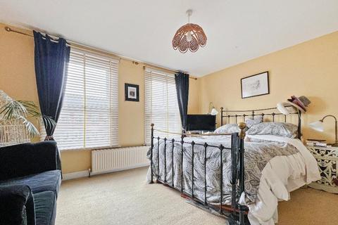 101 Dover Road, Sandwich, CT13 0DA