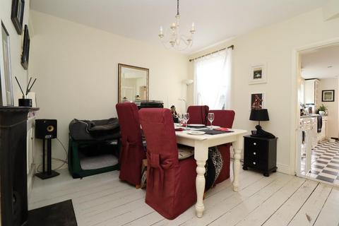101 Dover Road, Sandwich, CT13 0DA