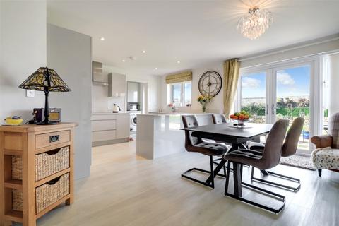 3 bedroom bungalow for sale, Granite Close, South Molton, Devon, EX36