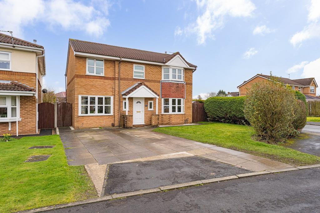Tarnway, Lowton, Warrington, WA3 4 bed detached house for sale £425,000
