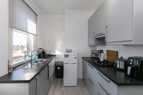 31 Leighton Crescent, Easthouses, Dalkeith, EH22 4DX