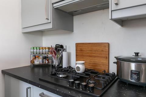 31 Leighton Crescent, Easthouses, Dalkeith, EH22 4DX
