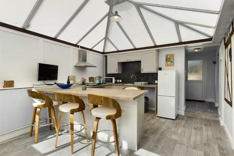 17 Station Road, Knighton, LD7 1DT