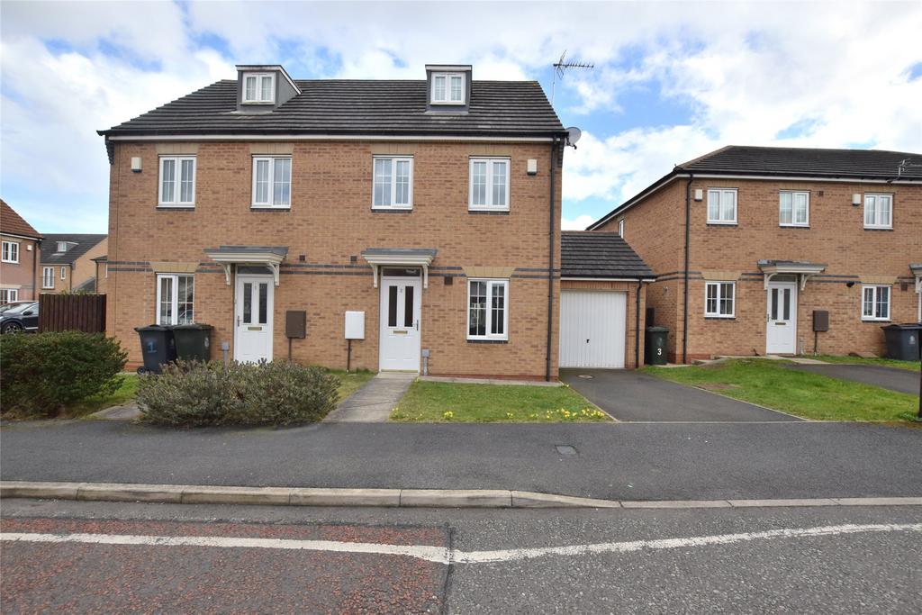 Monarch Court, Longbenton, NE12 3 bed semidetached house £1,100 pcm