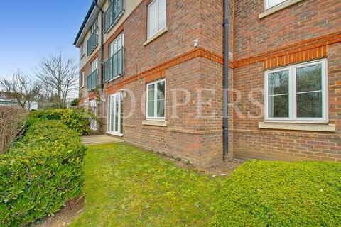 2 bedroom apartment to rent - Great North Way, London, NW4