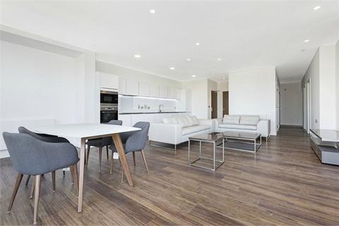 3 bedroom penthouse to rent, Sitka House, 20 Quebec Way, London, SE16