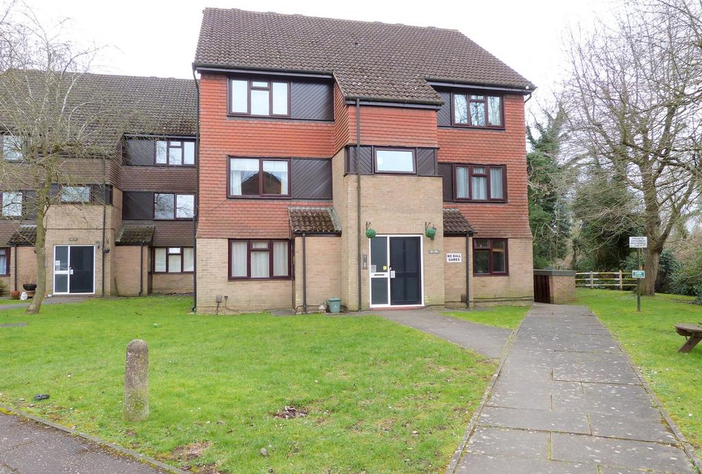 Peerless Drive, Harefield, UB9 1 bed ground floor flat for sale £225,000