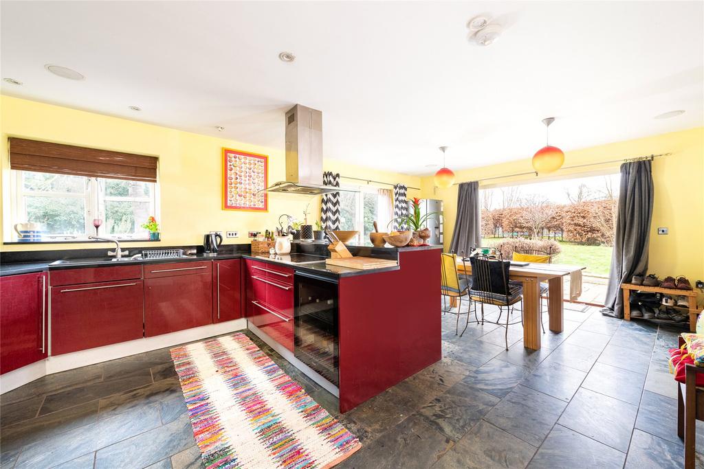 Kitchen/Breakfast