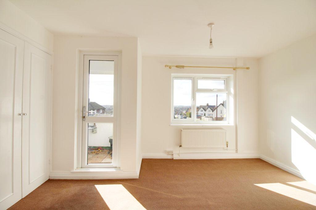 Bedroom 1 (Double)