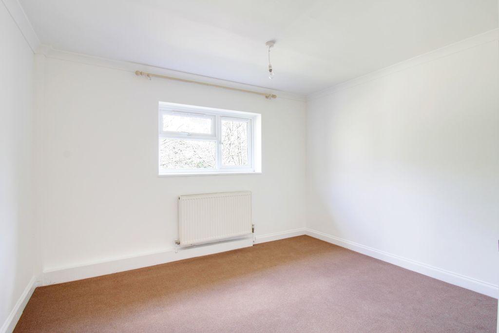 Bedroom 2 (Double)