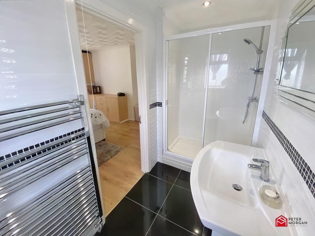 En suite shower room