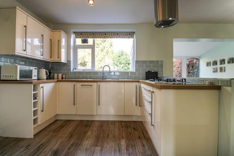 4 bedroom semi-detached house for sale - Whiteacres, Morpeth, Northumberland, NE61 2UT