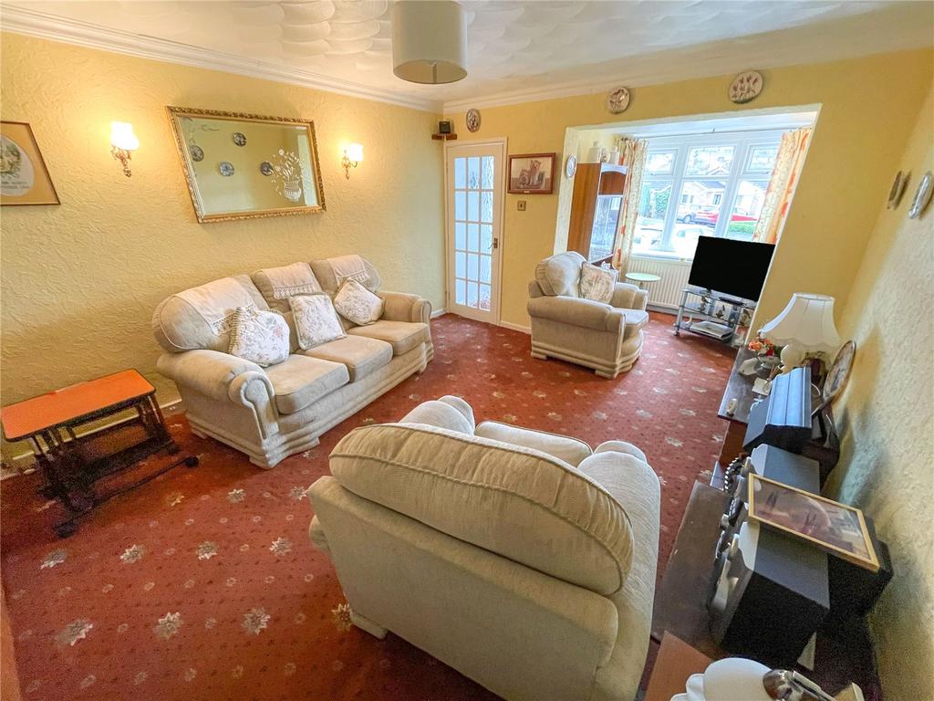 Brook Drive, Kelsall, Tarporley, CW6 2 bed bungalow £300,000
