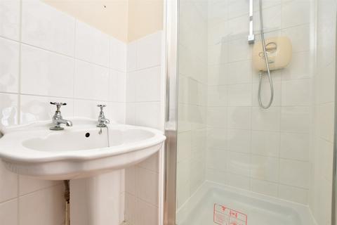 9 Bakers Close, Southwater, Horsham, RH13 9DX
