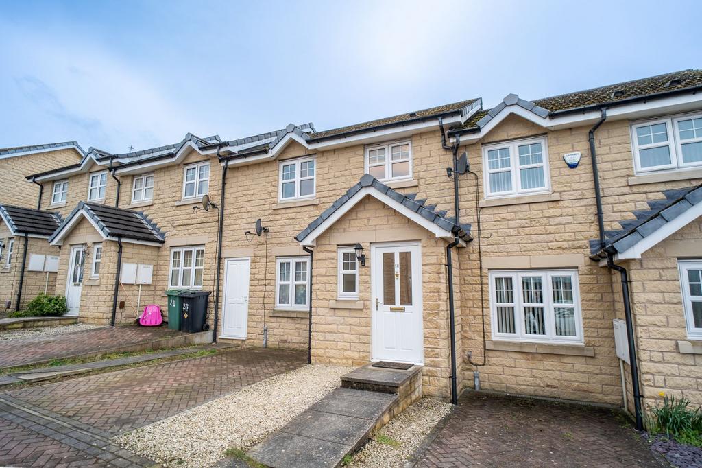Spring Mills Grove, Batley, WF17 3 bed terraced house £165,000