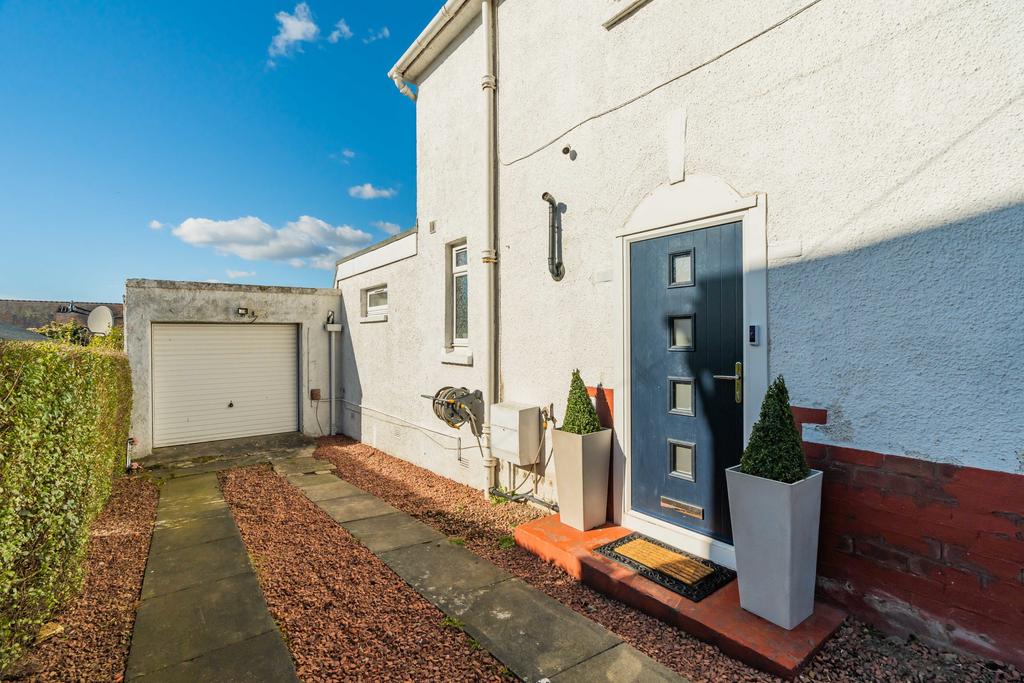58 Clermiston Road North, Edinburgh, EH4 7BN 3 bed semidetached house