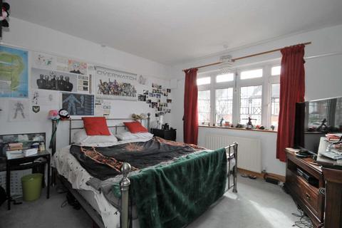 36 Cardinal Avenue, Morden, SM4 4TA