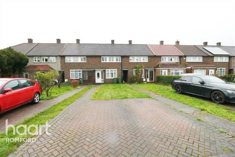 3 bedroom terraced house to rent - Straight Road - Harold Hill - RM3