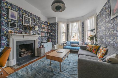 3 bedroom flat to rent - CRANWORTH GARDENS, Brixton, London, SW9