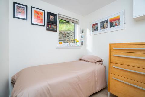 39 Lower Granton Road, Edinburgh, EH5 3RS
