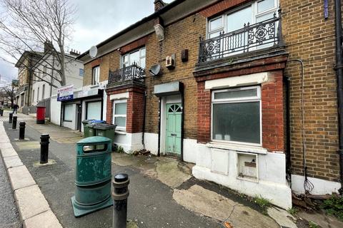 6 bedroom terraced house for sale - Hillreach, Woolwich, London, SE18