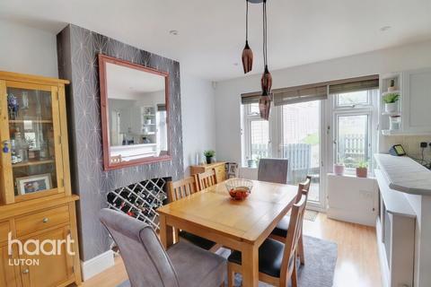128 Wardown Crescent, Luton, LU2 7JT
