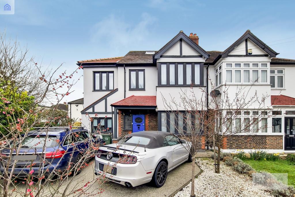 Angel Hill, Sutton 4 bed semidetached house £2,975 pcm (£687 pw)