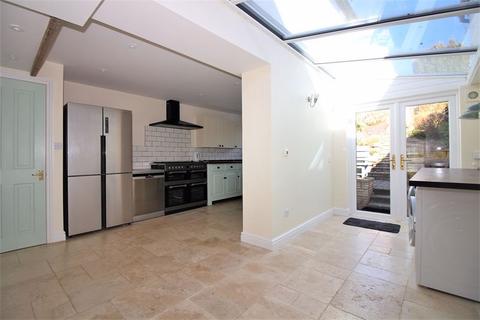 38 New Road, Ilminster, TA19 9AF