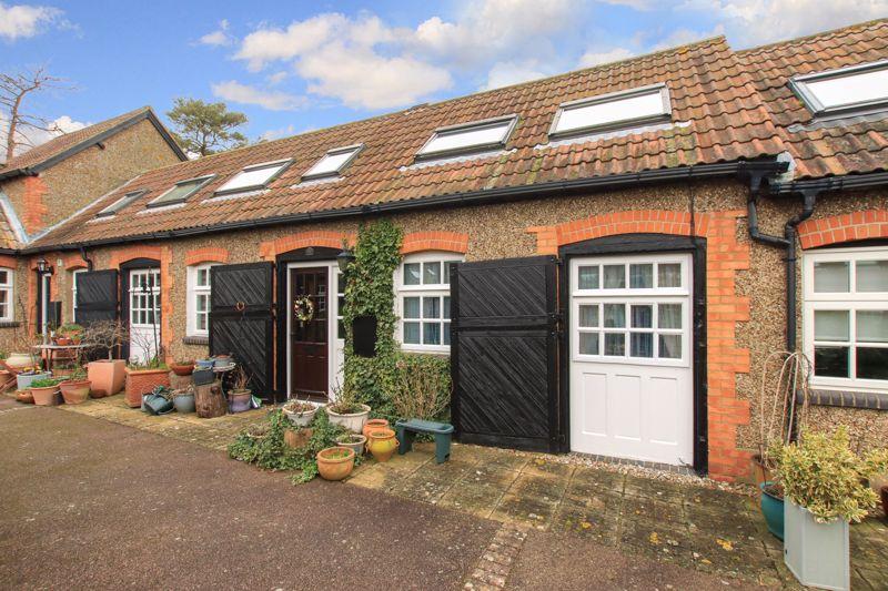 Mentmore 2 bed barn conversion for sale £325,000